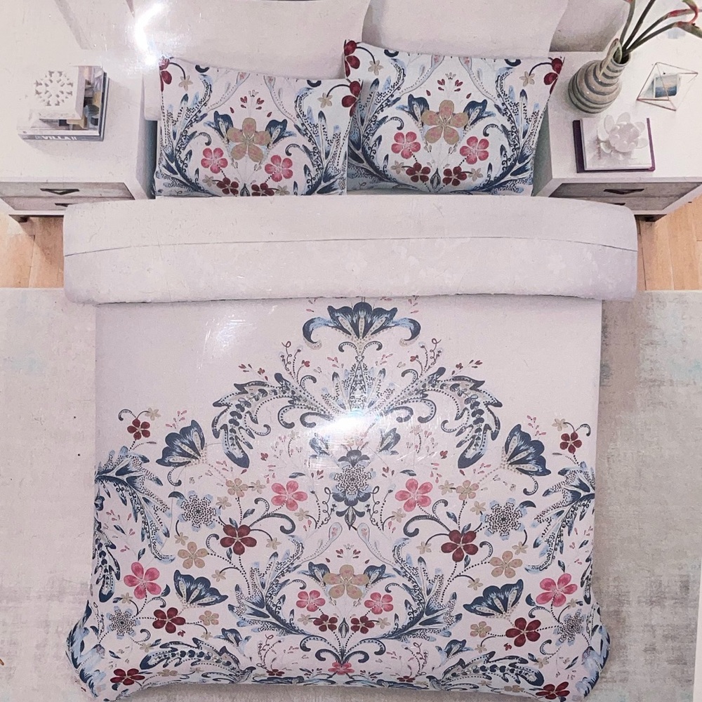 Reversible Full size comforter set